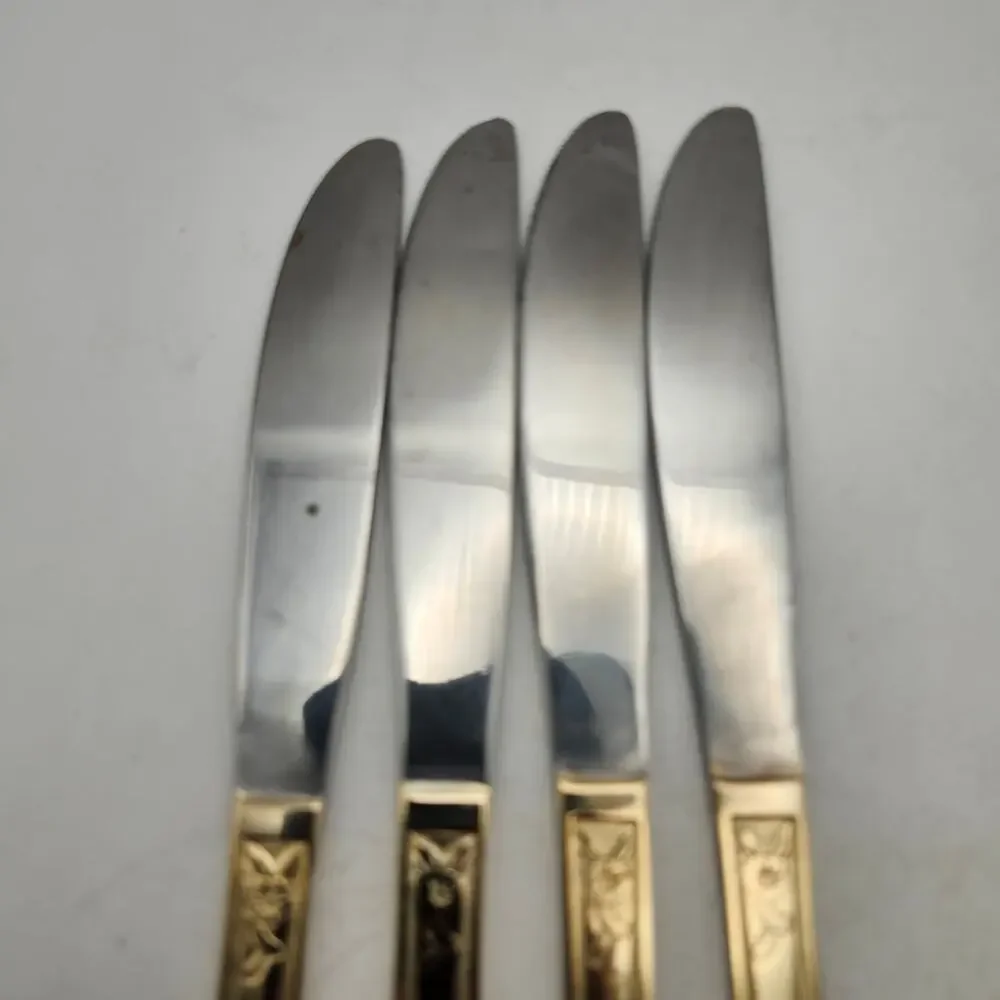 International San Marcos Gold Electroplate Flatware 8.75 Dinner Knives Lot of 4